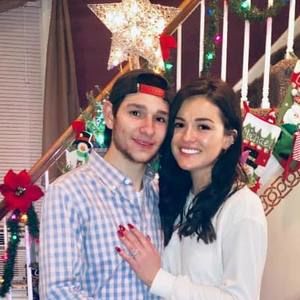 Meet your Posher, Caitlin